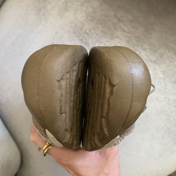 Keen Womens Taupe Tan Sz 8.5 Sandal Flats Closed Toe Slip-on Gorpcore - Picture 4 of 8